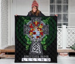 ScotsTee Shop Irish Chichester Coat of Arms Family Crest Ireland Quilt Ireland Legend Quilt