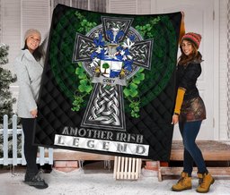 ScotsTee Shop Irish Coey or McCoey Coat of Arms Family Crest Ireland Quilt Ireland Legend Quilt