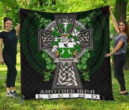 ScotsTee Shop Irish Donohue or O'Donohue Coat of Arms Family Crest Ireland Quilt Ireland Legend Quilt