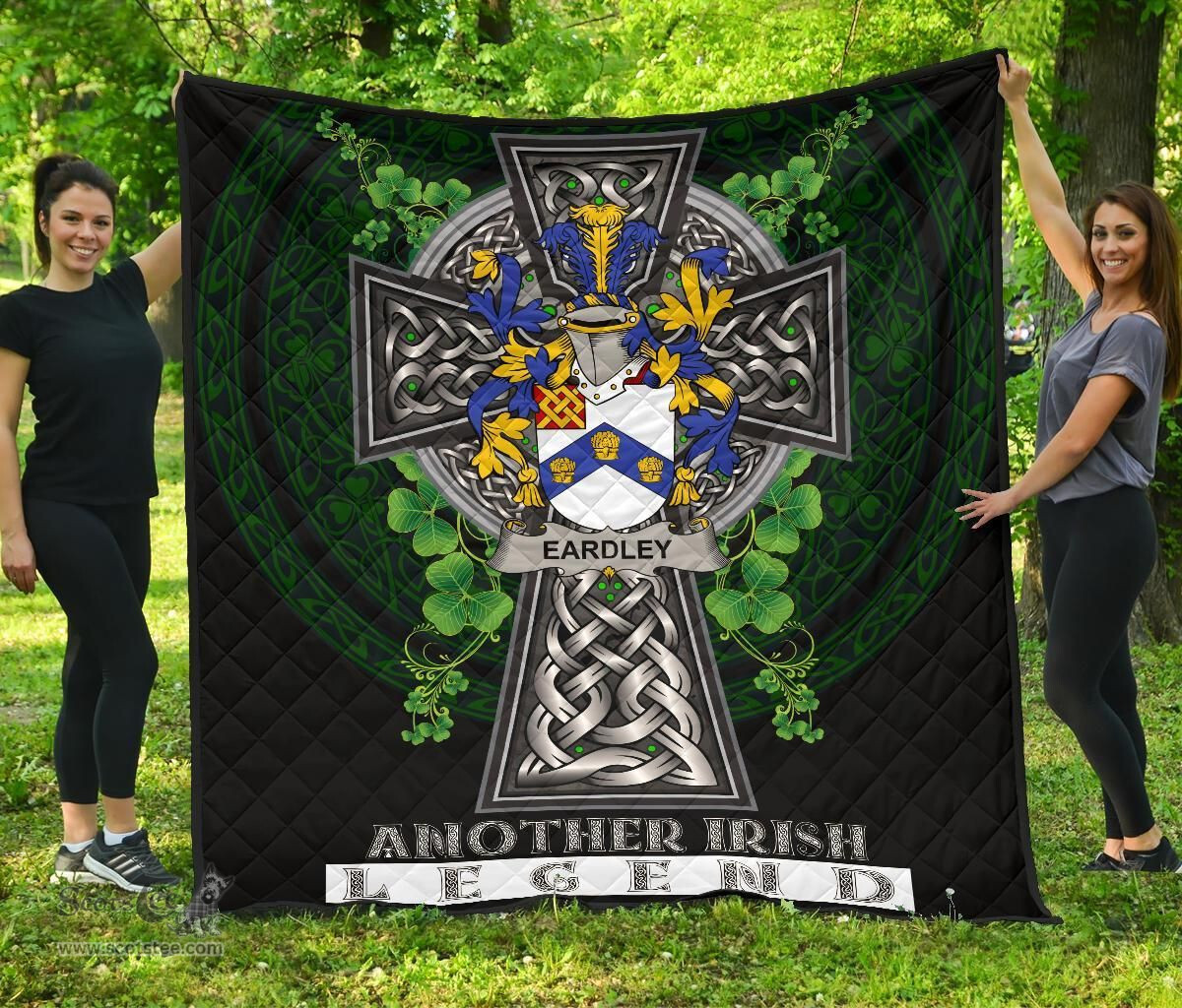 ScotsTee Shop Irish Eardley Coat of Arms Family Crest Ireland Quilt Ireland Legend Quilt
