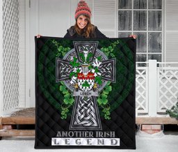 ScotsTee Shop Irish Leech Coat of Arms Family Crest Ireland Quilt Ireland Legend Quilt