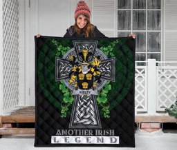 ScotsTee Shop Irish Kielty ot O'Quilty Coat of Arms Family Crest Ireland Quilt Ireland Legend Quilt