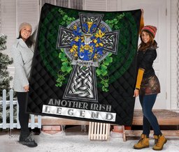 ScotsTee Shop Irish Fogarty or O'Fogarty Coat of Arms Family Crest Ireland Quilt Ireland Legend Quilt
