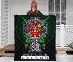 ScotsTee Shop Irish Hanraghan or O'Hanraghan Coat of Arms Family Crest Ireland Quilt Ireland Legend Quilt