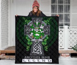 ScotsTee Shop Irish Hanly or O'Hanley Coat of Arms Family Crest Ireland Quilt Ireland Legend Quilt