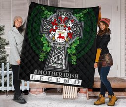 ScotsTee Shop Irish McCarthy Coat of Arms Family Crest Ireland Quilt Ireland Legend Quilt