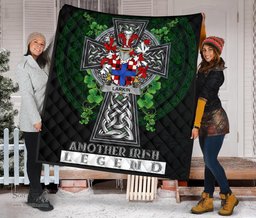 ScotsTee Shop Irish Larkin or O'Larkin Coat of Arms Family Crest Ireland Quilt Ireland Legend Quilt