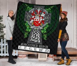 ScotsTee Shop Irish Grymes Coat of Arms Family Crest Ireland Quilt Ireland Legend Quilt