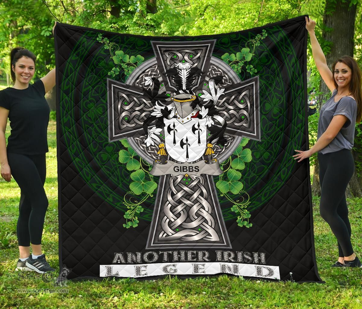 ScotsTee Shop Irish Gibbs Coat of Arms Family Crest Ireland Quilt Ireland Legend Quilt