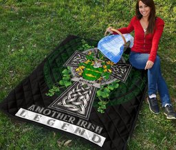 ScotsTee Shop Irish McCain or O'Kane Coat of Arms Family Crest Ireland Quilt Ireland Legend Quilt