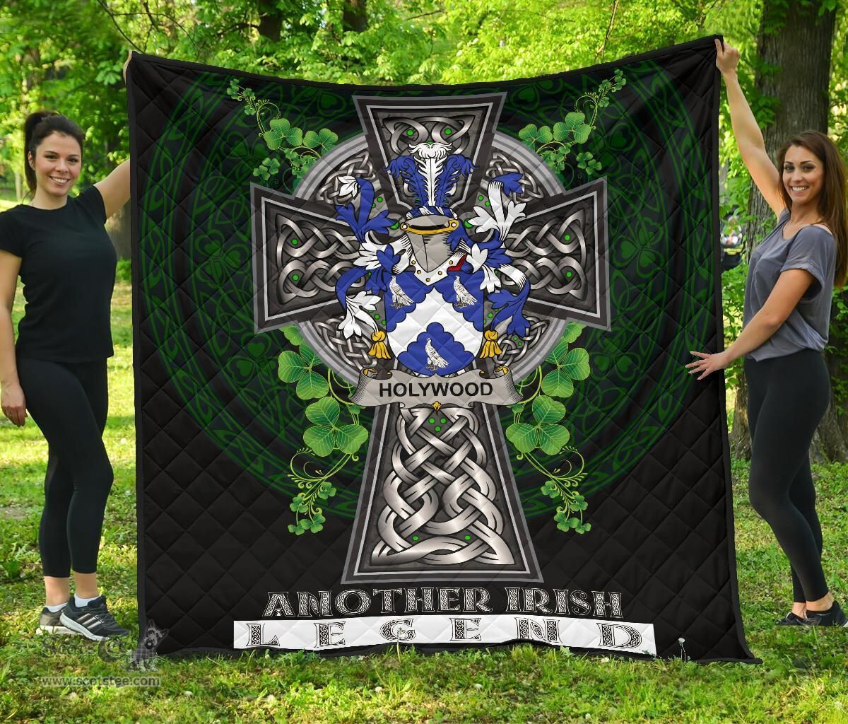 ScotsTee Shop Irish Holywood Coat of Arms Family Crest Ireland Quilt Ireland Legend Quilt
