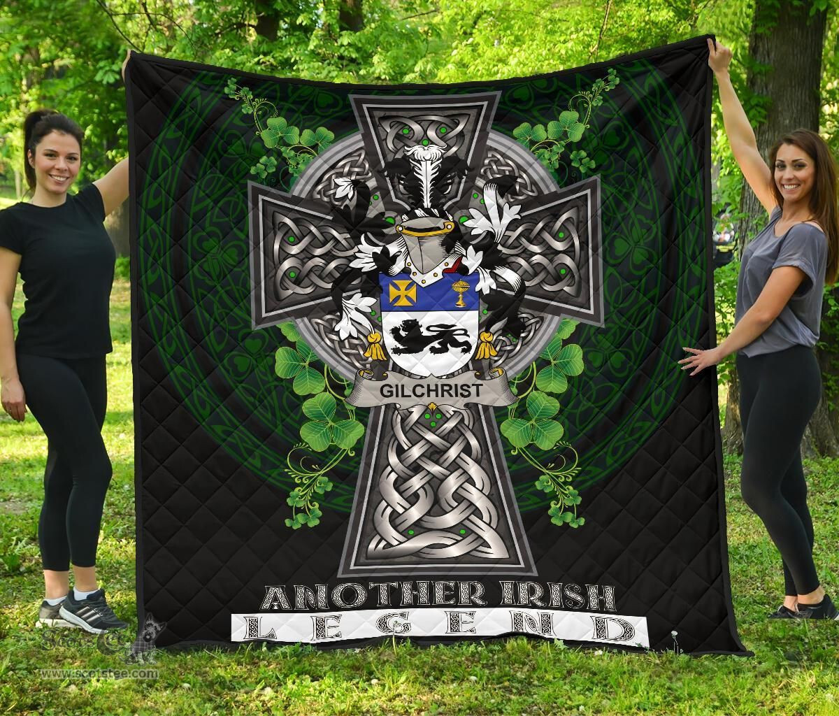 ScotsTee Shop Irish Gilchrist or McGilchrist Coat of Arms Family Crest Ireland Quilt Ireland Legend Quilt