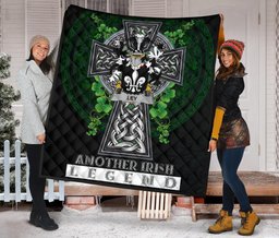 ScotsTee Shop Irish Ley Coat of Arms Family Crest Ireland Quilt Ireland Legend Quilt