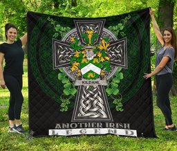 ScotsTee Shop Irish Kildahl Coat of Arms Family Crest Ireland Quilt Ireland Legend Quilt
