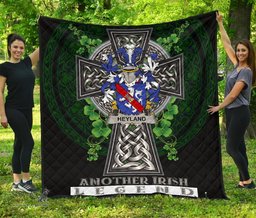 ScotsTee Shop Irish Heyland Coat of Arms Family Crest Ireland Quilt Ireland Legend Quilt