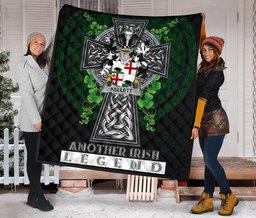ScotsTee Shop Irish Kellett Coat of Arms Family Crest Ireland Quilt Ireland Legend Quilt