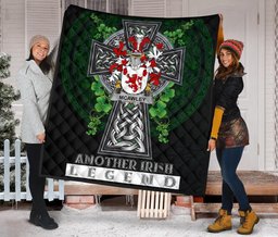 ScotsTee Shop Irish McAwley or McCawley Coat of Arms Family Crest Ireland Quilt Ireland Legend Quilt