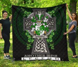 ScotsTee Shop Irish Gogarty Coat of Arms Family Crest Ireland Quilt Ireland Legend Quilt