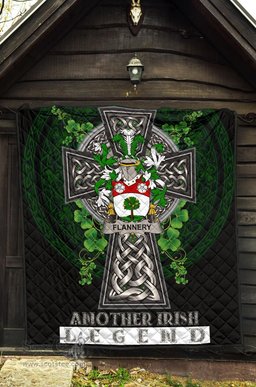 ScotsTee Shop Irish Flannery or O'Flannery Coat of Arms Family Crest Ireland Quilt Ireland Legend Quilt