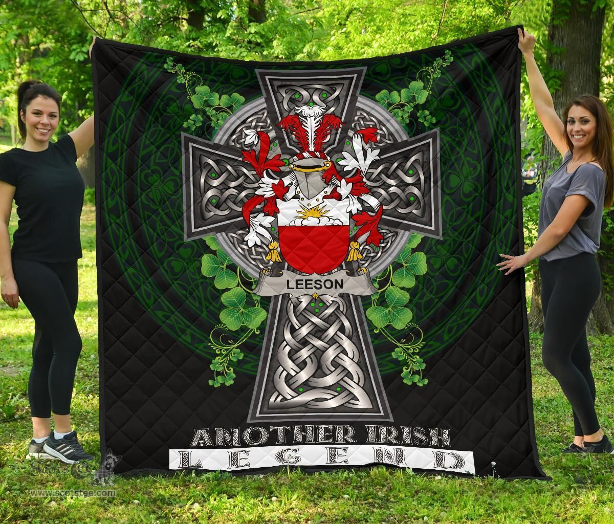 ScotsTee Shop Irish Leeson Coat of Arms Family Crest Ireland Quilt Ireland Legend Quilt