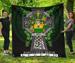 ScotsTee Shop Irish Haly or O'Haly Coat of Arms Family Crest Ireland Quilt Ireland Legend Quilt