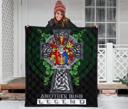 ScotsTee Shop Irish Graves or Greaves Coat of Arms Family Crest Ireland Quilt Ireland Legend Quilt