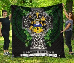 ScotsTee Shop Irish Lincolne Coat of Arms Family Crest Ireland Quilt Ireland Legend Quilt