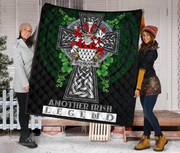 ScotsTee Shop Irish Fitz-Oliver Coat of Arms Family Crest Ireland Quilt Ireland Legend Quilt