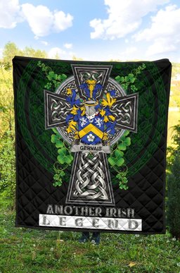 ScotsTee Shop Irish Gervais Coat of Arms Family Crest Ireland Quilt Ireland Legend Quilt