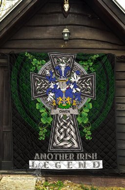 ScotsTee Shop Irish Owen Coat of Arms Family Crest Ireland Quilt Ireland Legend Quilt