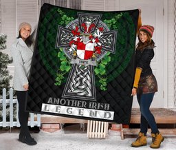 ScotsTee Shop Irish Tuite Coat of Arms Family Crest Ireland Quilt Ireland Legend Quilt
