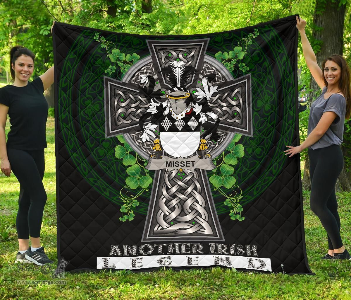 ScotsTee Shop Irish Misset Coat of Arms Family Crest Ireland Quilt Ireland Legend Quilt