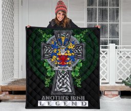 ScotsTee Shop Irish Walron Coat of Arms Family Crest Ireland Quilt Ireland Legend Quilt
