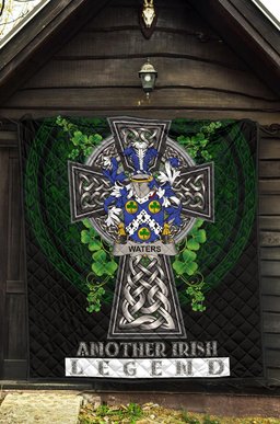 ScotsTee Shop Irish Waters Coat of Arms Family Crest Ireland Quilt Ireland Legend Quilt