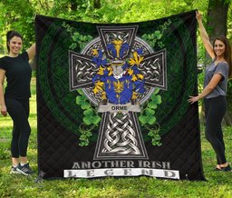 ScotsTee Shop Irish Orme Coat of Arms Family Crest Ireland Quilt Ireland Legend Quilt