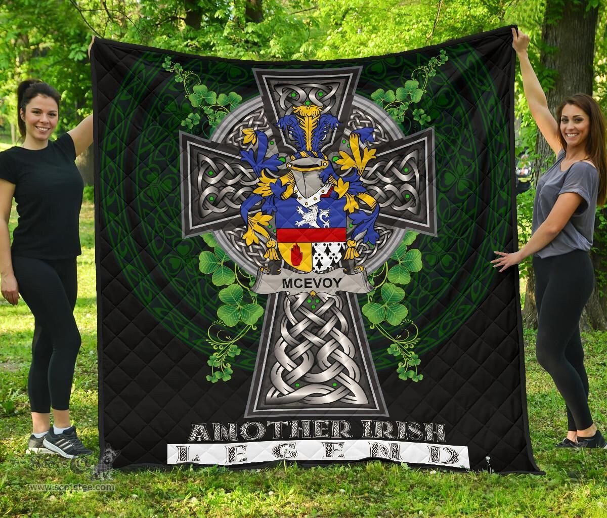 ScotsTee Shop Irish McEvoy or McKelvey Coat of Arms Family Crest Ireland Quilt Ireland Legend Quilt