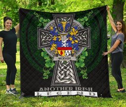ScotsTee Shop Irish McEvoy or McKelvey Coat of Arms Family Crest Ireland Quilt Ireland Legend Quilt