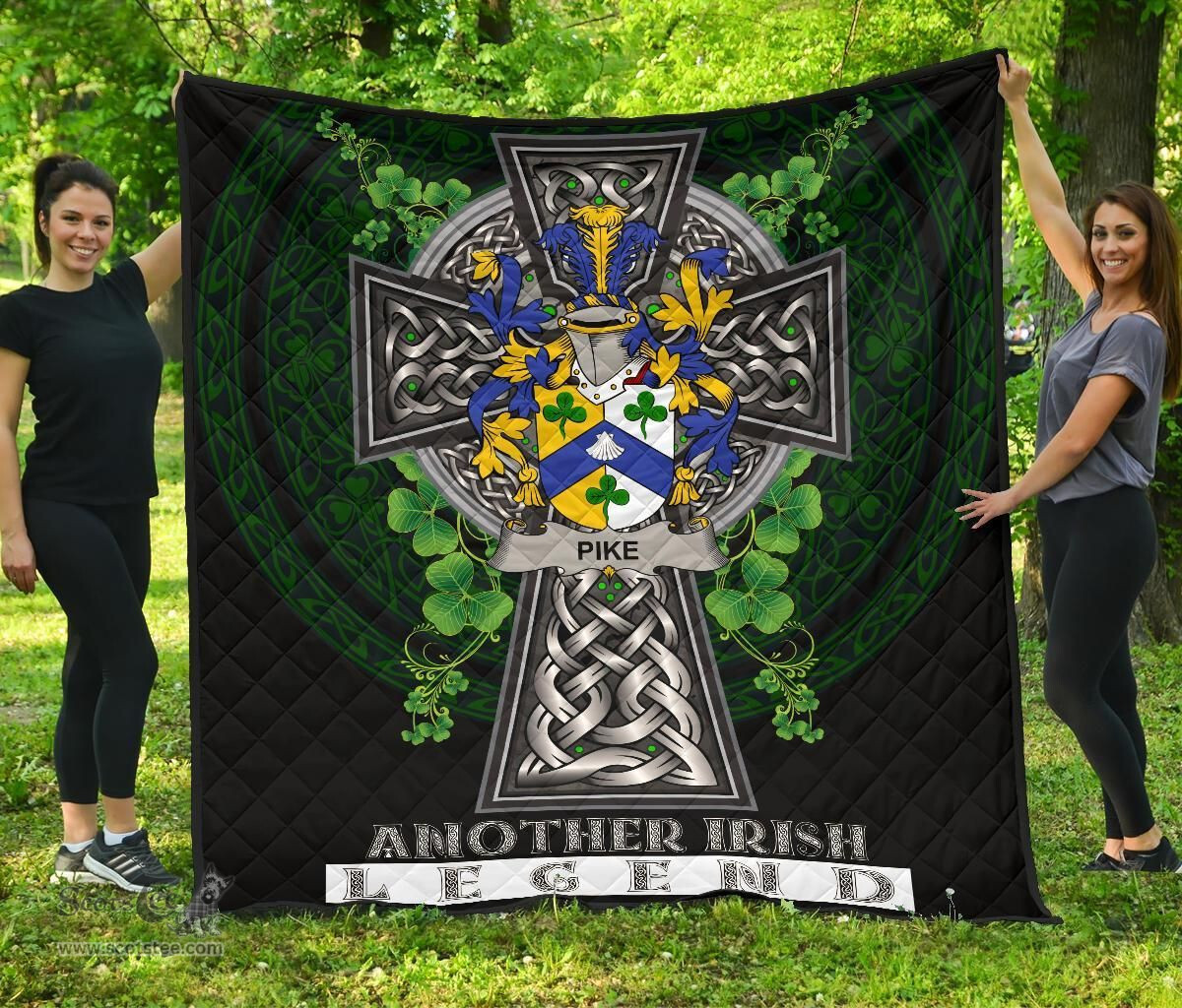 ScotsTee Shop Irish Pike Coat of Arms Family Crest Ireland Quilt Ireland Legend Quilt