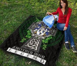 ScotsTee Shop Irish McElroy or Gilroy Coat of Arms Family Crest Ireland Quilt Ireland Legend Quilt