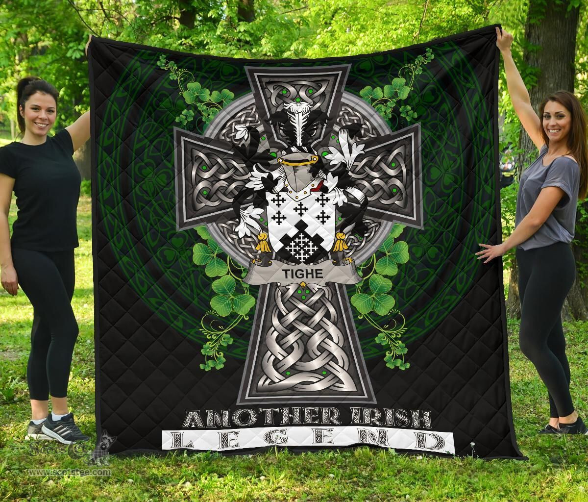 ScotsTee Shop Irish Tighe or O'Teague Coat of Arms Family Crest Ireland Quilt Ireland Legend Quilt