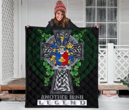 ScotsTee Shop Irish Winch Coat of Arms Family Crest Ireland Quilt Ireland Legend Quilt