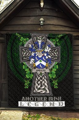 ScotsTee Shop Irish Sheilds Coat of Arms Family Crest Ireland Quilt Ireland Legend Quilt