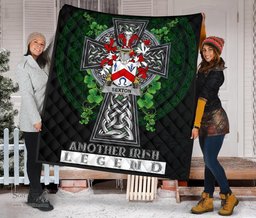 ScotsTee Shop Irish Sexton Coat of Arms Family Crest Ireland Quilt Ireland Legend Quilt