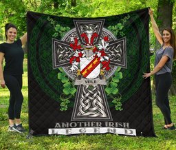 ScotsTee Shop Irish Veile or Veale Coat of Arms Family Crest Ireland Quilt Ireland Legend Quilt
