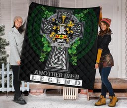 ScotsTee Shop Irish Tyler Coat of Arms Family Crest Ireland Quilt Ireland Legend Quilt
