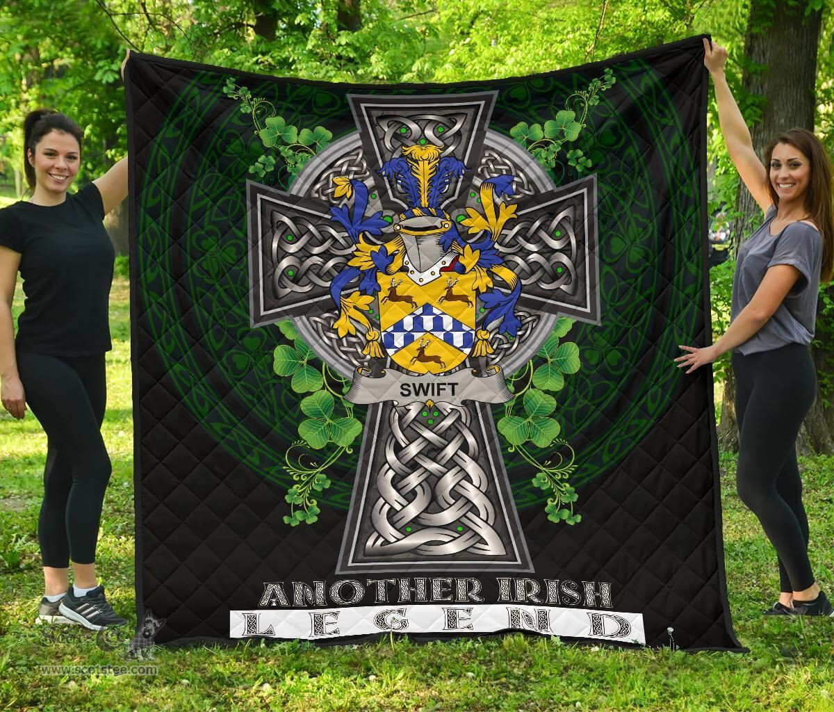 ScotsTee Shop Irish Swift Coat of Arms Family Crest Ireland Quilt Ireland Legend Quilt