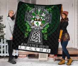 ScotsTee Shop Irish Wilson Coat of Arms Family Crest Ireland Quilt Ireland Legend Quilt