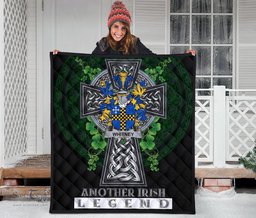 ScotsTee Shop Irish Whitney Coat of Arms Family Crest Ireland Quilt Ireland Legend Quilt