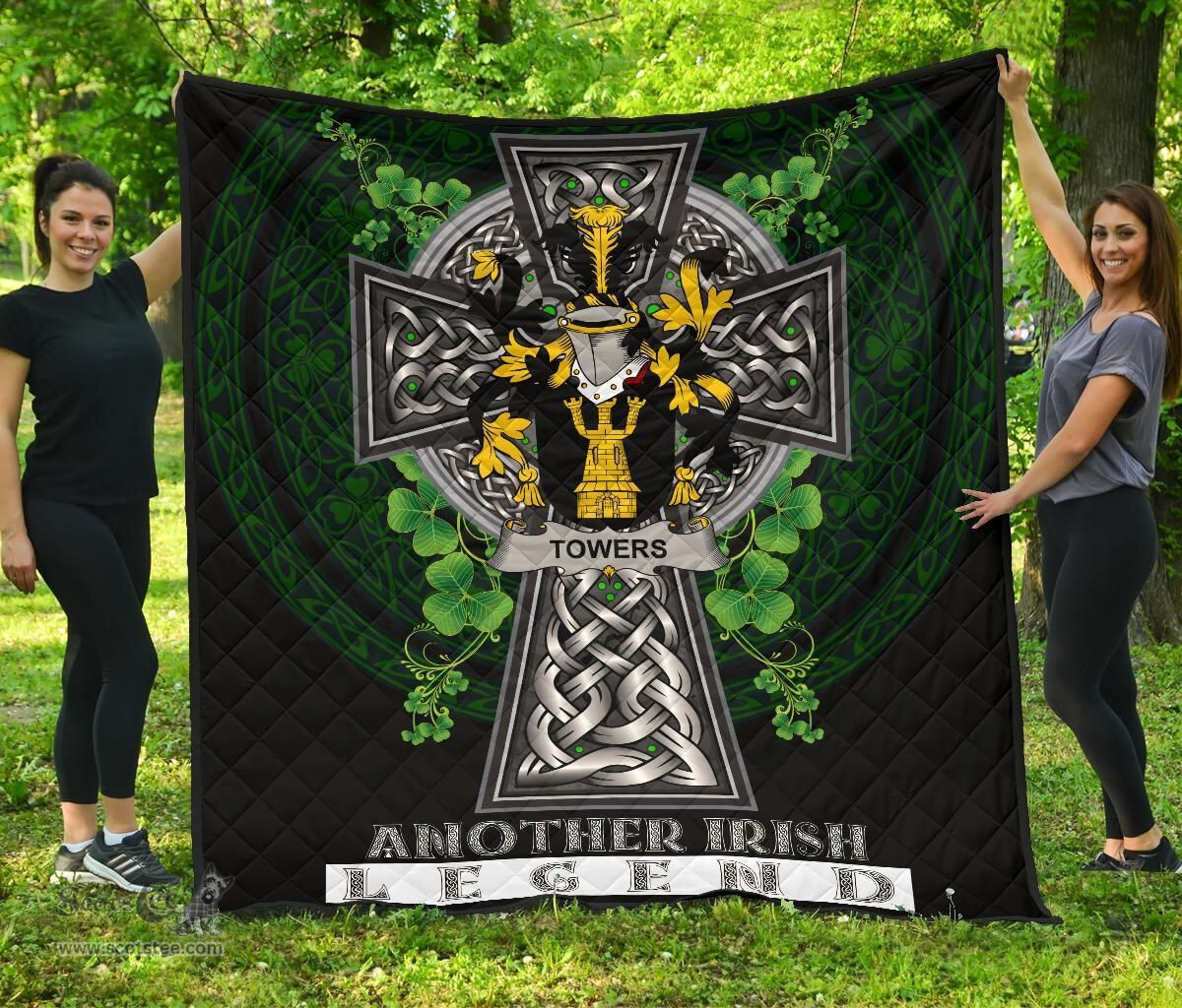 ScotsTee Shop Irish Towers Coat of Arms Family Crest Ireland Quilt Ireland Legend Quilt
