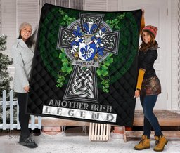 ScotsTee Shop Irish Sherlock Coat of Arms Family Crest Ireland Quilt Ireland Legend Quilt